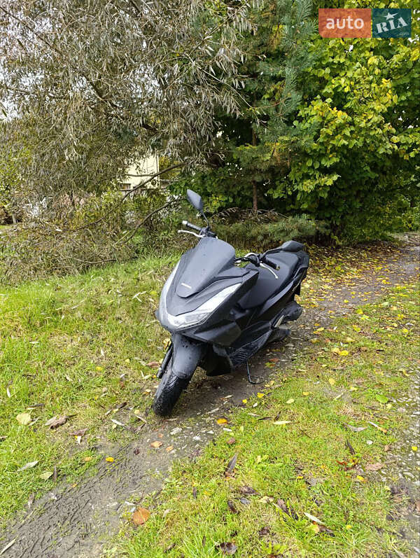 Скутер Honda PCX 125 2023 в 