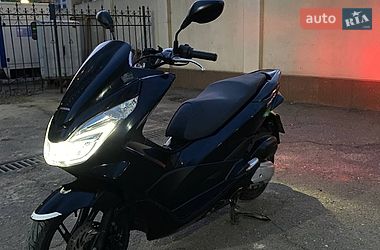 Вантажні моторолери, мотоцикли, скутери, мопеди Honda PCX 125 2016 в Одесі