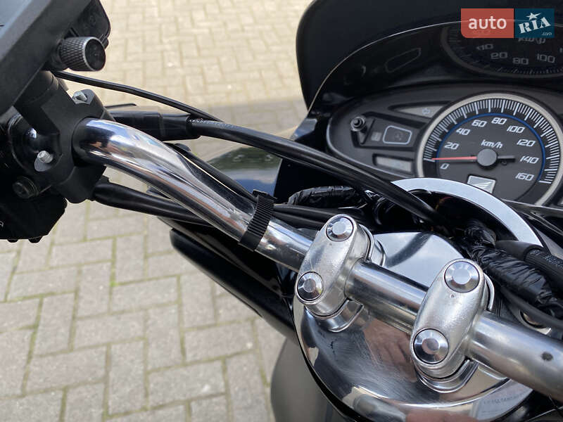 Скутер Honda PCX 150 2015 в Харькове фото 8 Скутер Honda PCX 150 2015 в Харькове