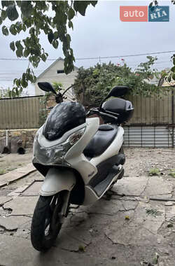 Скутер Honda PCX 150 2015 в Одессе