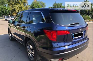 Внедорожник / Кроссовер Honda Pilot 2016 в Киеве