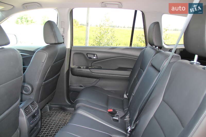 Позашляховик / Кросовер Honda Pilot 2018 в Києві