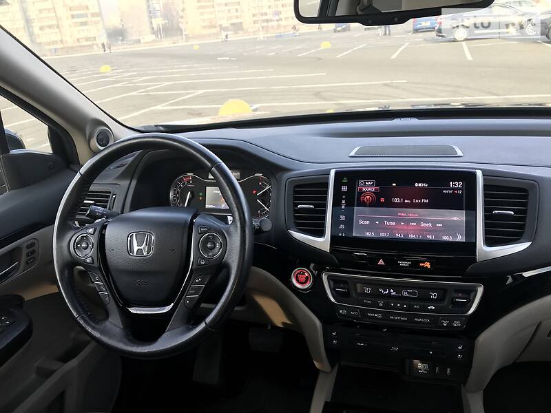 Позашляховик / Кросовер Honda Pilot 2015 в Києві