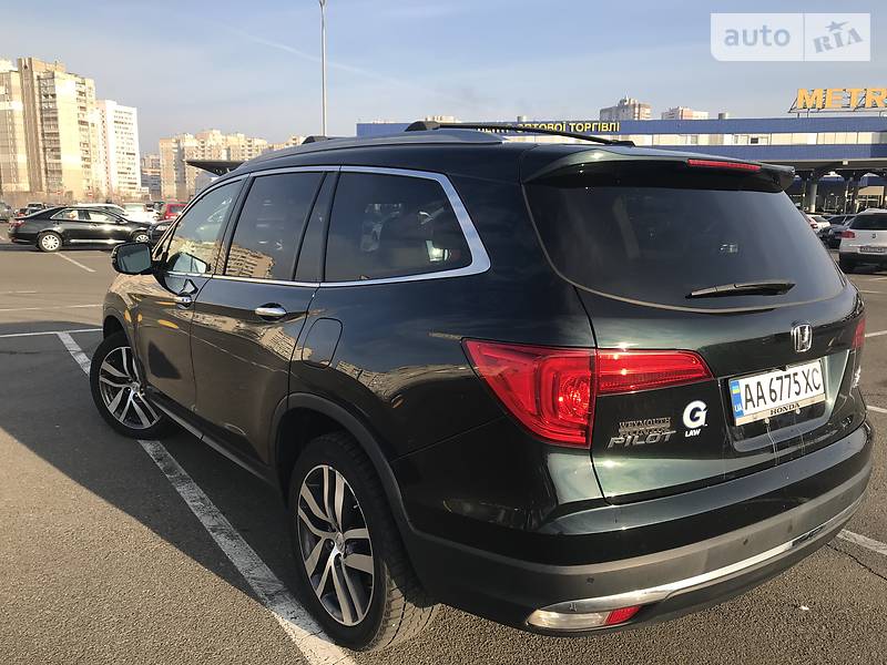 Позашляховик / Кросовер Honda Pilot 2015 в Києві