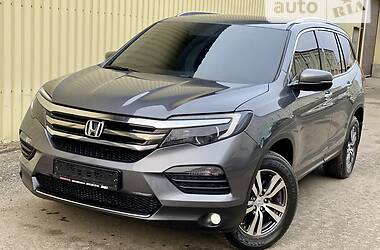 Внедорожник / Кроссовер Honda Pilot 2016 в 