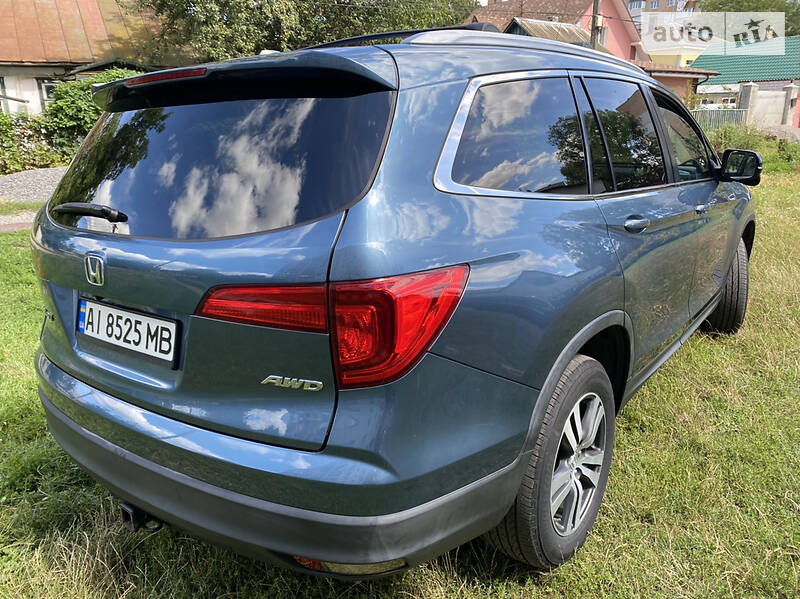 Позашляховик / Кросовер Honda Pilot 2015 в Фастові