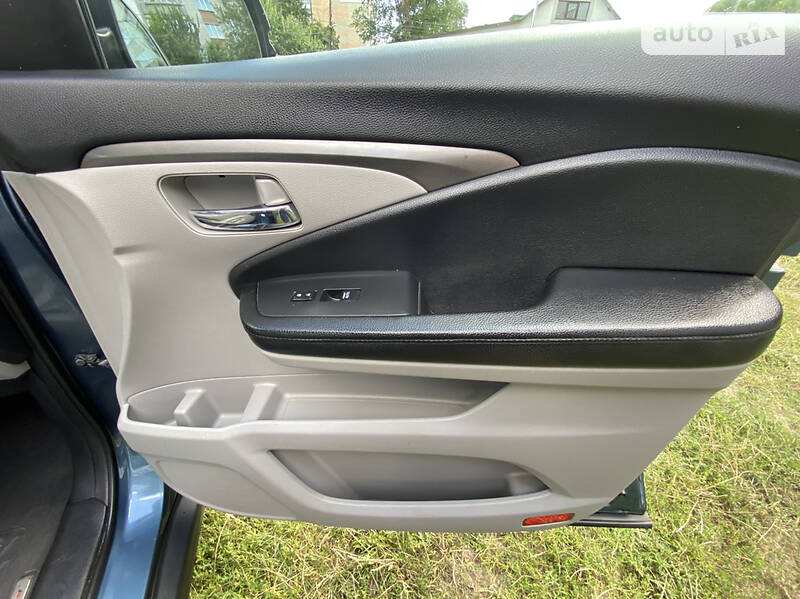 Позашляховик / Кросовер Honda Pilot 2015 в Фастові