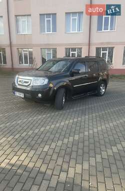 Позашляховик / Кросовер Honda Pilot 2011 в Чернівцях