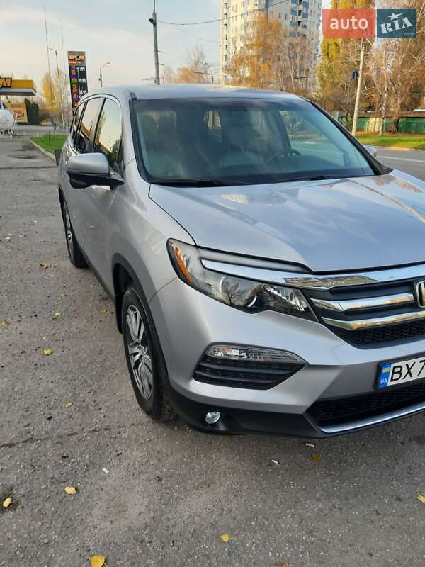 Внедорожник / Кроссовер Honda Pilot 2017 в Харькове