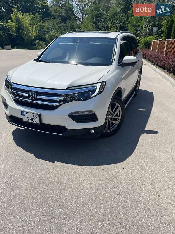 Позашляховик / Кросовер Honda Pilot 2017 в Дніпрі фото 6 Позашляховик / Кросовер Honda Pilot 2017 в Дніпрі