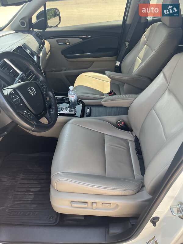 Позашляховик / Кросовер Honda Pilot 2017 в Дніпрі фото 28 Позашляховик / Кросовер Honda Pilot 2017 в Дніпрі