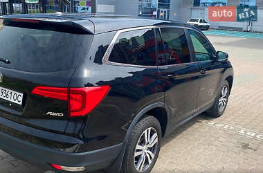 Внедорожник / Кроссовер Honda Pilot 2018 в 