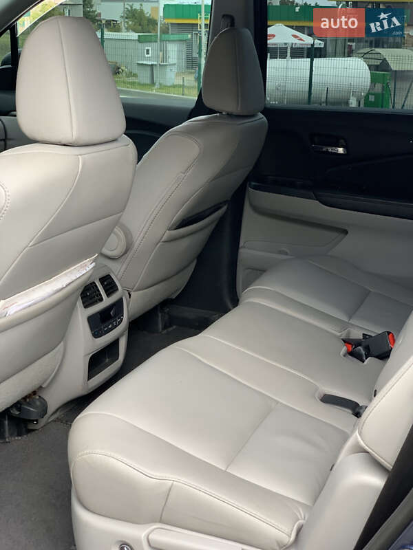 Позашляховик / Кросовер Honda Pilot 2017 в Хмельницькому
