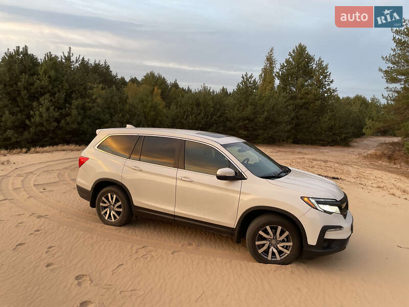 Позашляховик / Кросовер Honda Pilot 2020 в Києві