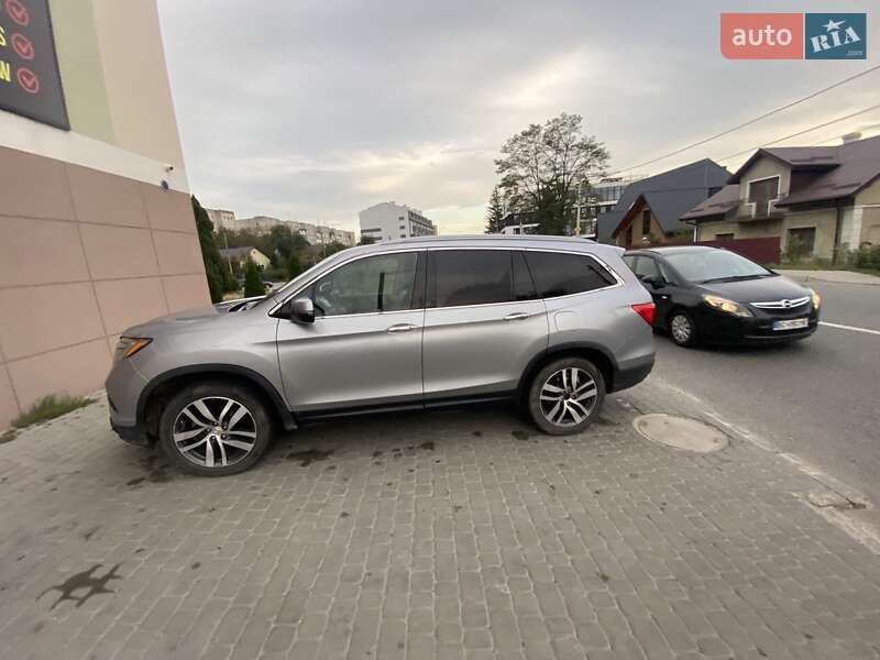Внедорожник / Кроссовер Honda Pilot 2016 в Львове