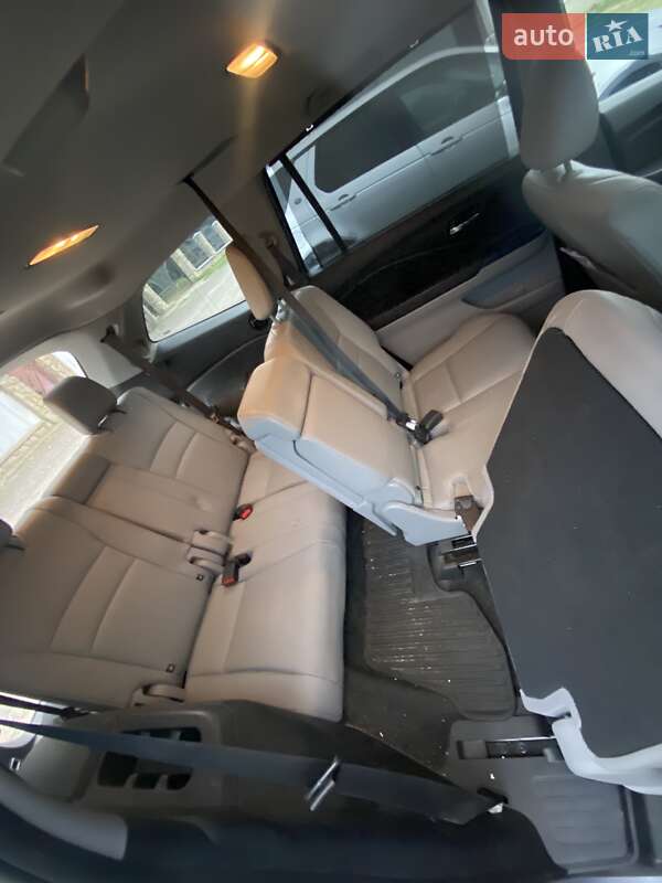 Внедорожник / Кроссовер Honda Pilot 2016 в Львове