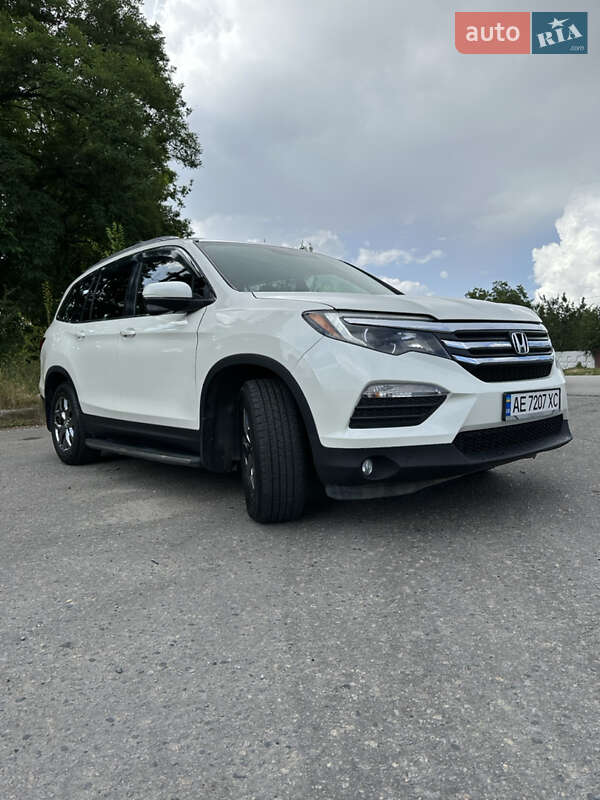 Позашляховик / Кросовер Honda Pilot 2016 в Дніпрі