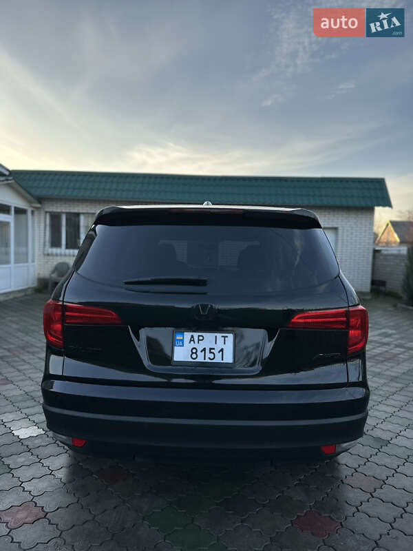 Внедорожник / Кроссовер Honda Pilot 2016 в Запорожье