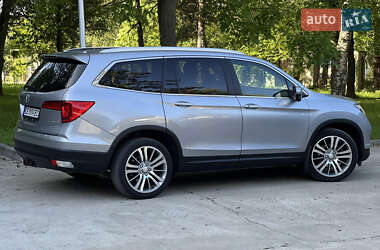 Внедорожник / Кроссовер Honda Pilot 2017 в Черновцах