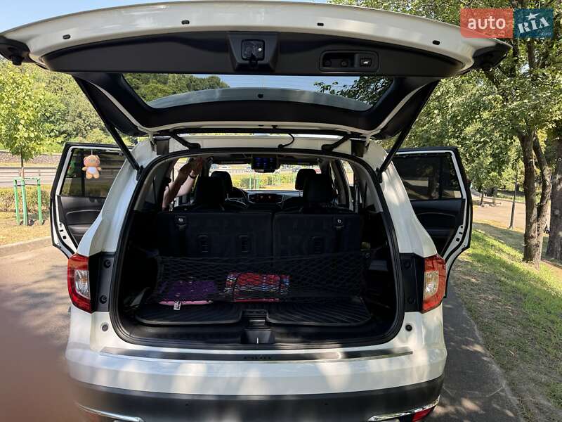 Внедорожник / Кроссовер Honda Pilot 2020 в Киеве