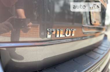 Внедорожник / Кроссовер Honda Pilot 2015 в 