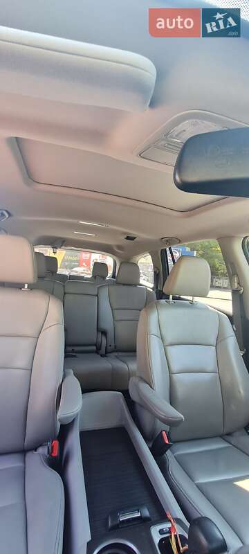 Внедорожник / Кроссовер Honda Pilot 2016 в Черкассах