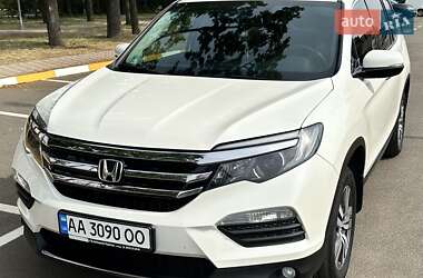 Внедорожник / Кроссовер Honda Pilot 2017 в Киеве