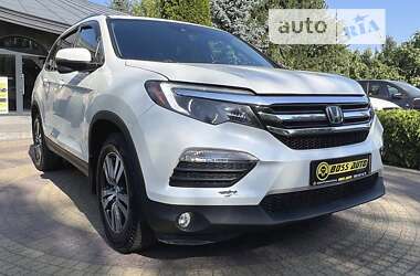 Позашляховик / Кросовер Honda Pilot 2017 в Львові