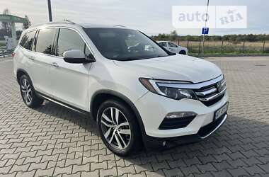 Позашляховик / Кросовер Honda Pilot 2017 в Коломиї