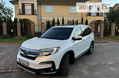 Позашляховик / Кросовер Honda Pilot 2020 в Києві