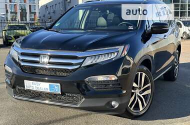 Позашляховик / Кросовер Honda Pilot 2017 в Києві