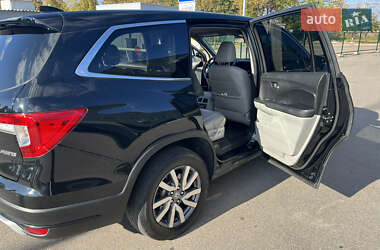 Внедорожник / Кроссовер Honda Pilot 2018 в 
