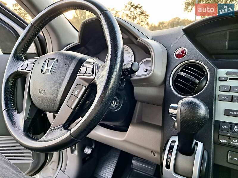 Внедорожник / Кроссовер Honda Pilot 2010 в Киеве