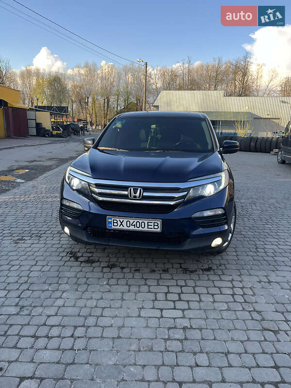 Внедорожник / Кроссовер Honda Pilot 2017 в 