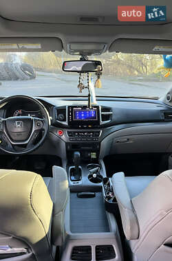 Внедорожник / Кроссовер Honda Pilot 2017 в Хмельницком