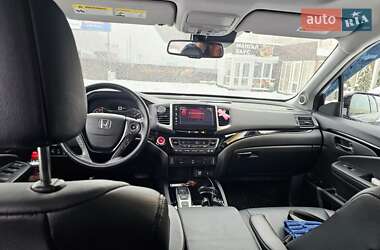 Внедорожник / Кроссовер Honda Pilot 2018 в 