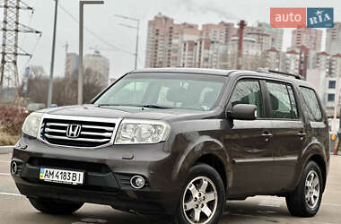 Позашляховик / Кросовер Honda Pilot 2011 в Києві