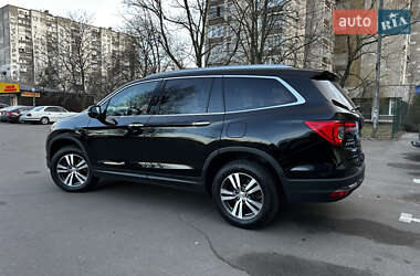 Внедорожник / Кроссовер Honda Pilot 2017 в Киеве