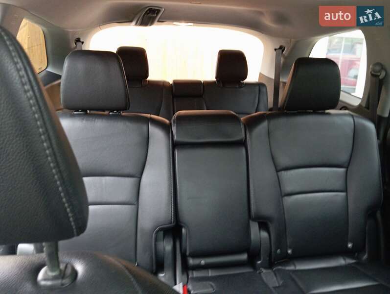 Внедорожник / Кроссовер Honda Pilot 2016 в Ровно