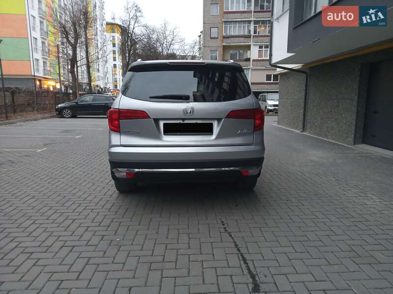 Внедорожник / Кроссовер Honda Pilot 2017 в Ивано-Франковске фото 5 Внедорожник / Кроссовер Honda Pilot 2017 в Ивано-Франковске