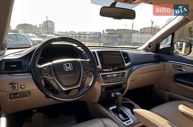 Внедорожник / Кроссовер Honda Pilot 2017 в 