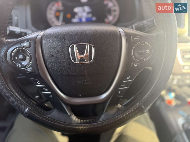 Внедорожник / Кроссовер Honda Pilot 2017 в Киеве