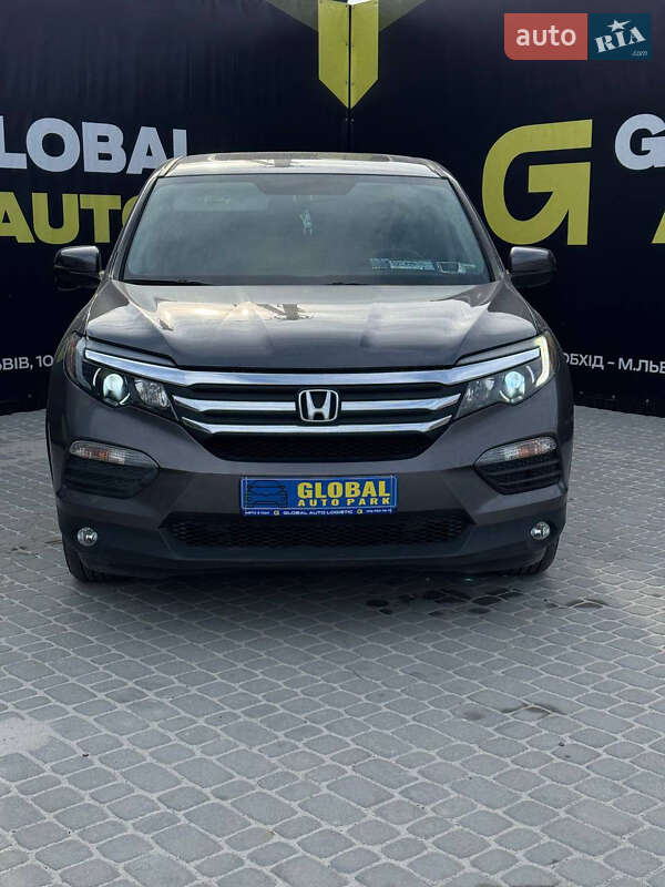 Внедорожник / Кроссовер Honda Pilot 2015 в 