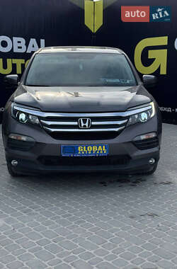 Внедорожник / Кроссовер Honda Pilot 2015 в 