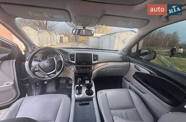 Внедорожник / Кроссовер Honda Pilot 2015 в 