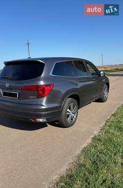 Внедорожник / Кроссовер Honda Pilot 2017 в 