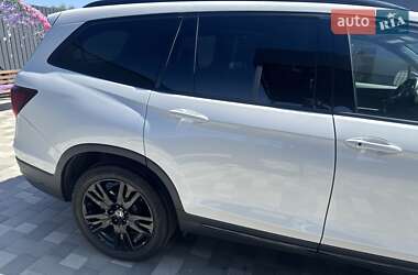 Внедорожник / Кроссовер Honda Pilot 2021 в 