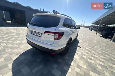 Внедорожник / Кроссовер Honda Pilot 2021 в 