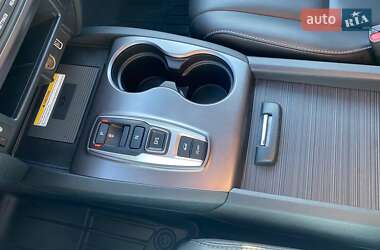 Позашляховик / Кросовер Honda Pilot 2022 в 