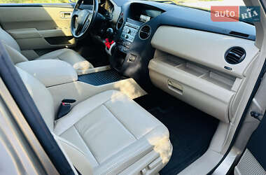Позашляховик / Кросовер Honda Pilot 2009 в 